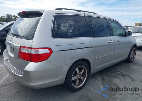2007 Honda Odyssey Touring z USA, uszkodzony, nr VIN 5FNRL38857B008150